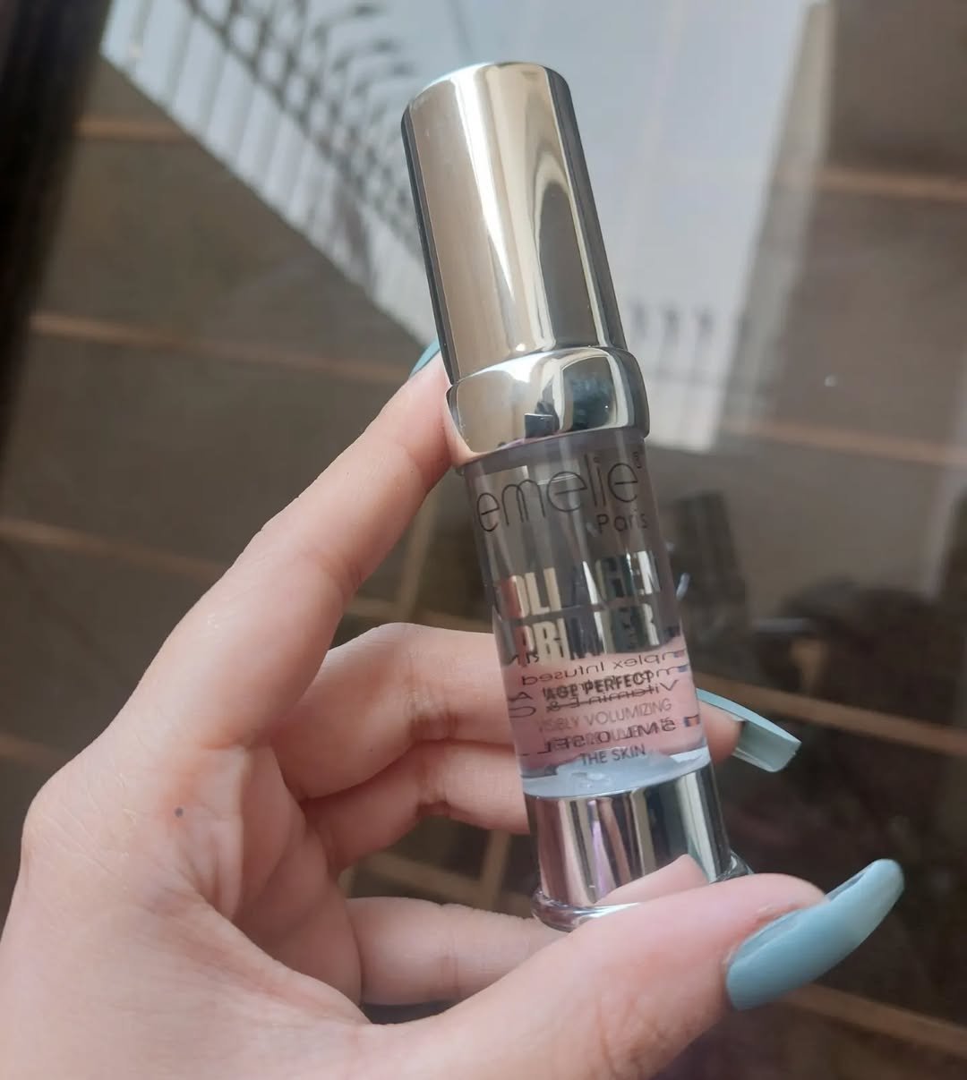Emelie primer