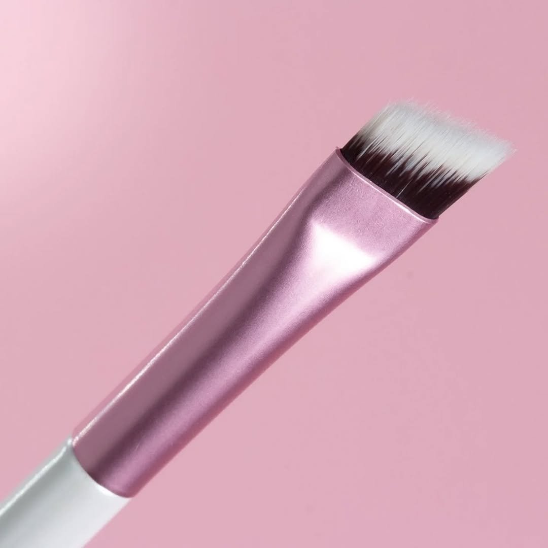 2in1 eyebrow brush with spooly