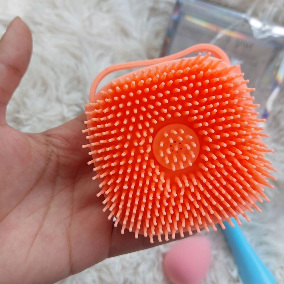 cleansing silicone set with blender