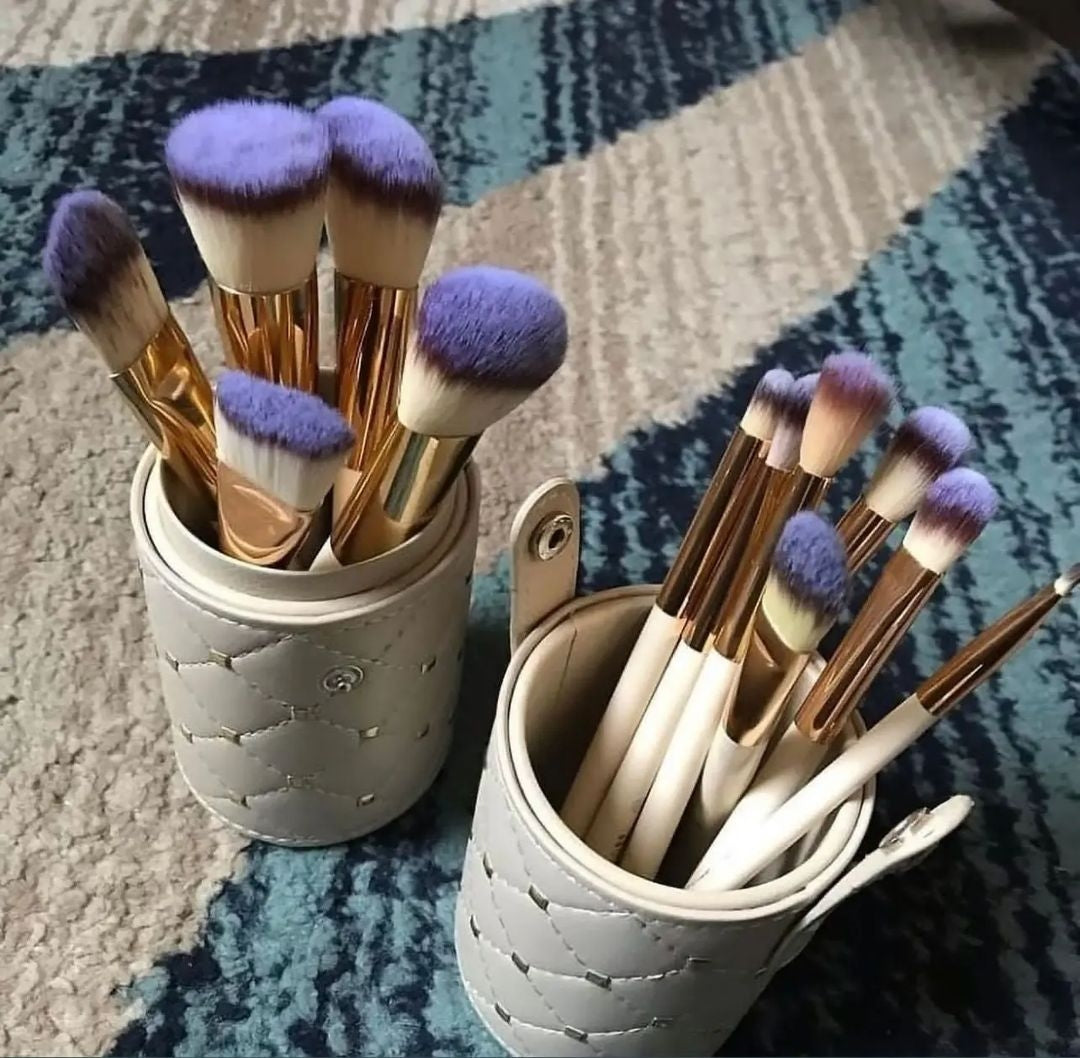 Bh studded couture brush set