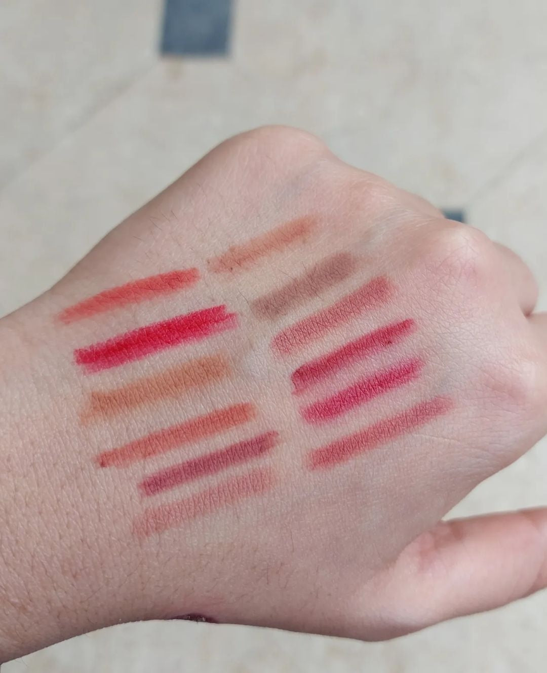 miss demi rotating lip pencils