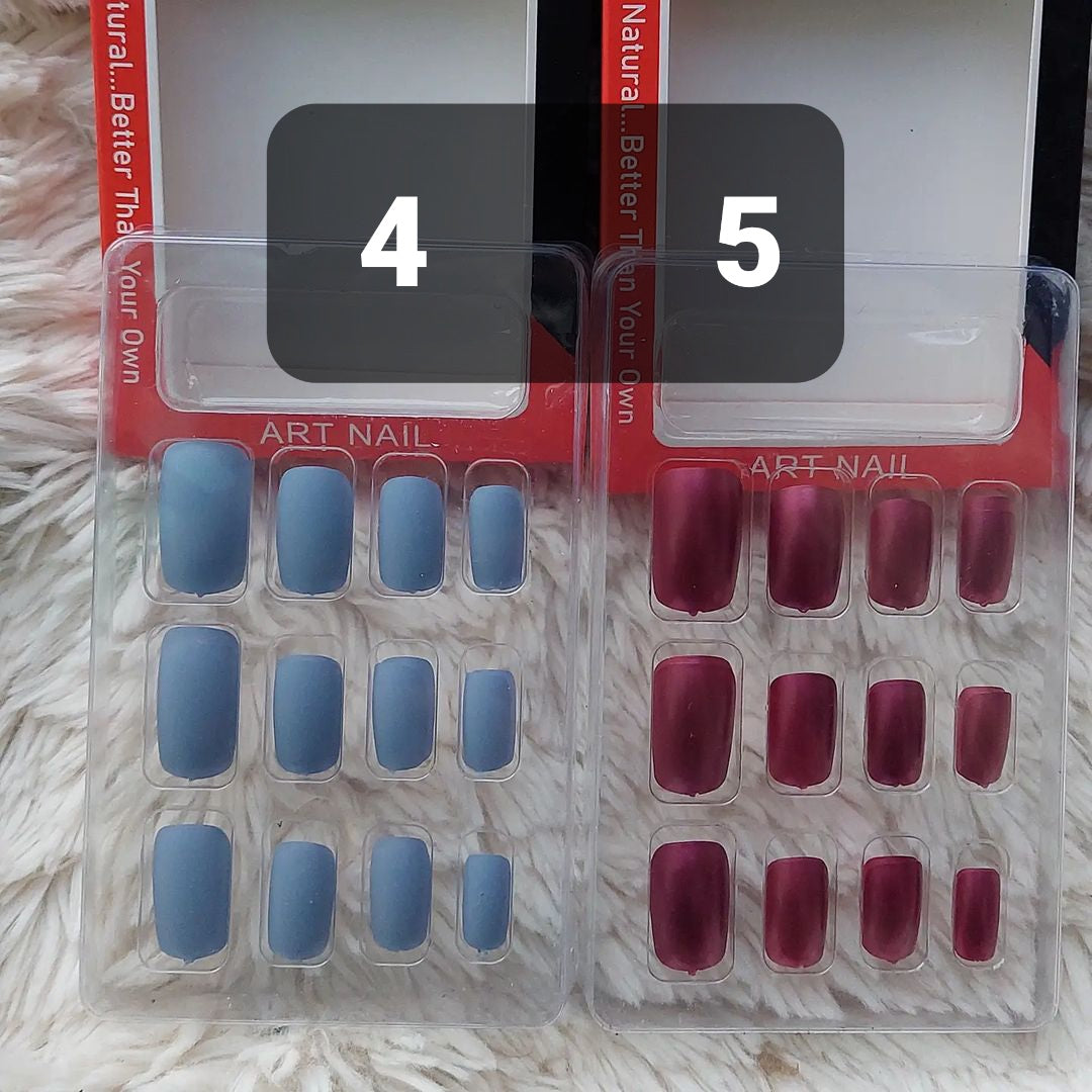 pack of 24 nails  💅