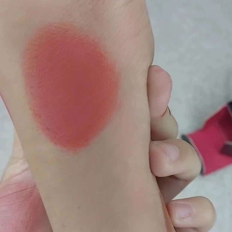 lip glaze