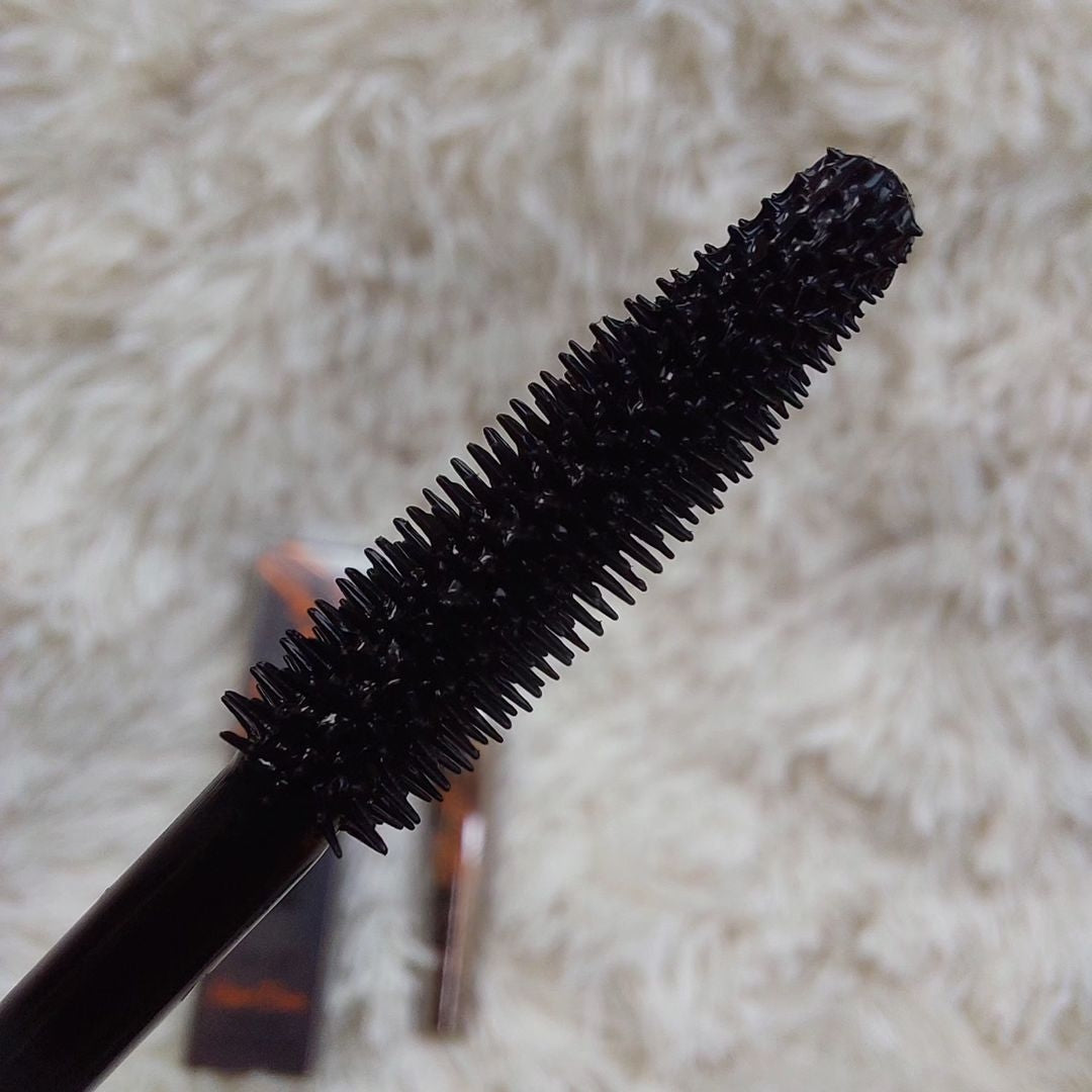 BOB we're real super dense mascara