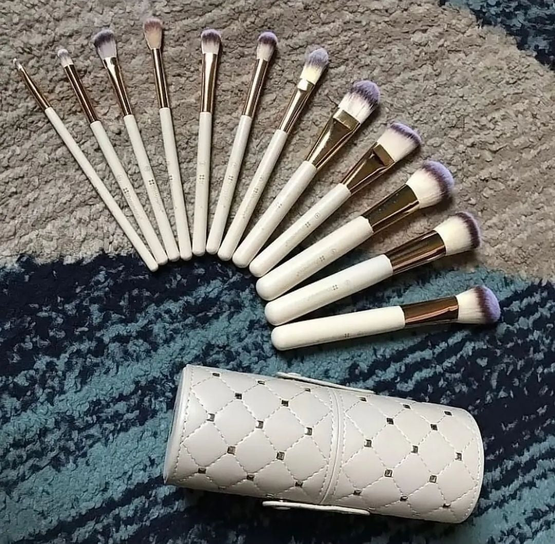 Bh studded couture brush set
