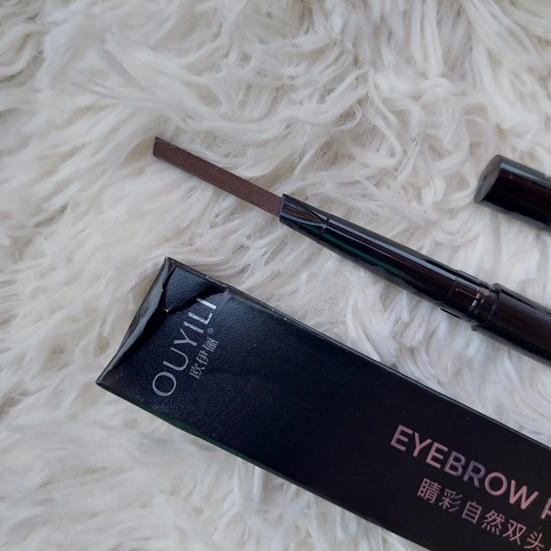eyebrow  with spooly  b001