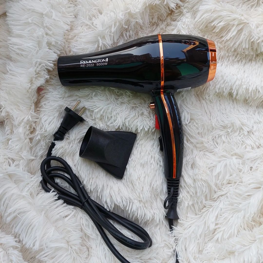 REMINGTON  HAIR DRYER