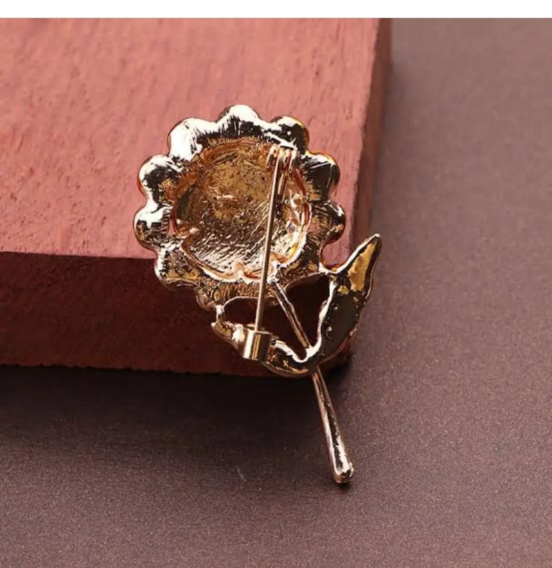 Flower brooch