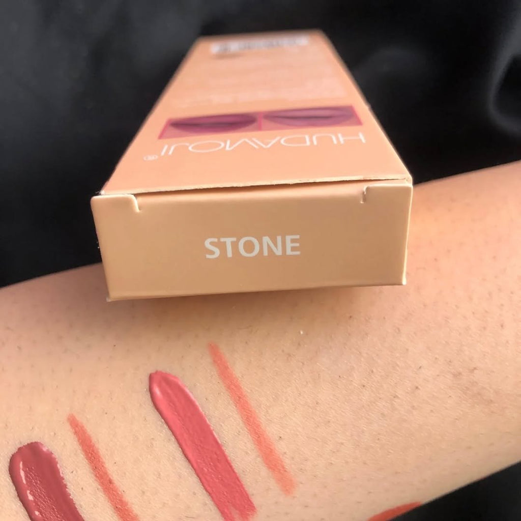 Hudamoji lipstick and lip liner