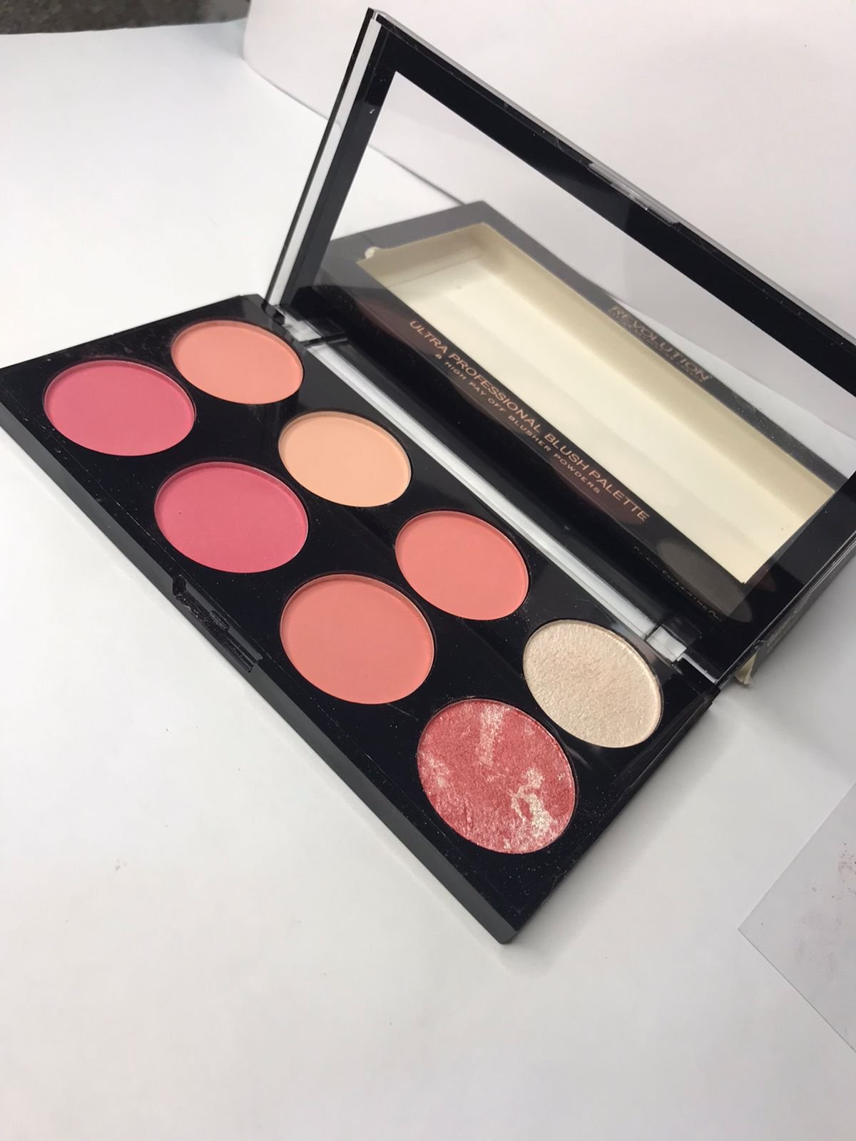 Revolution blush kit