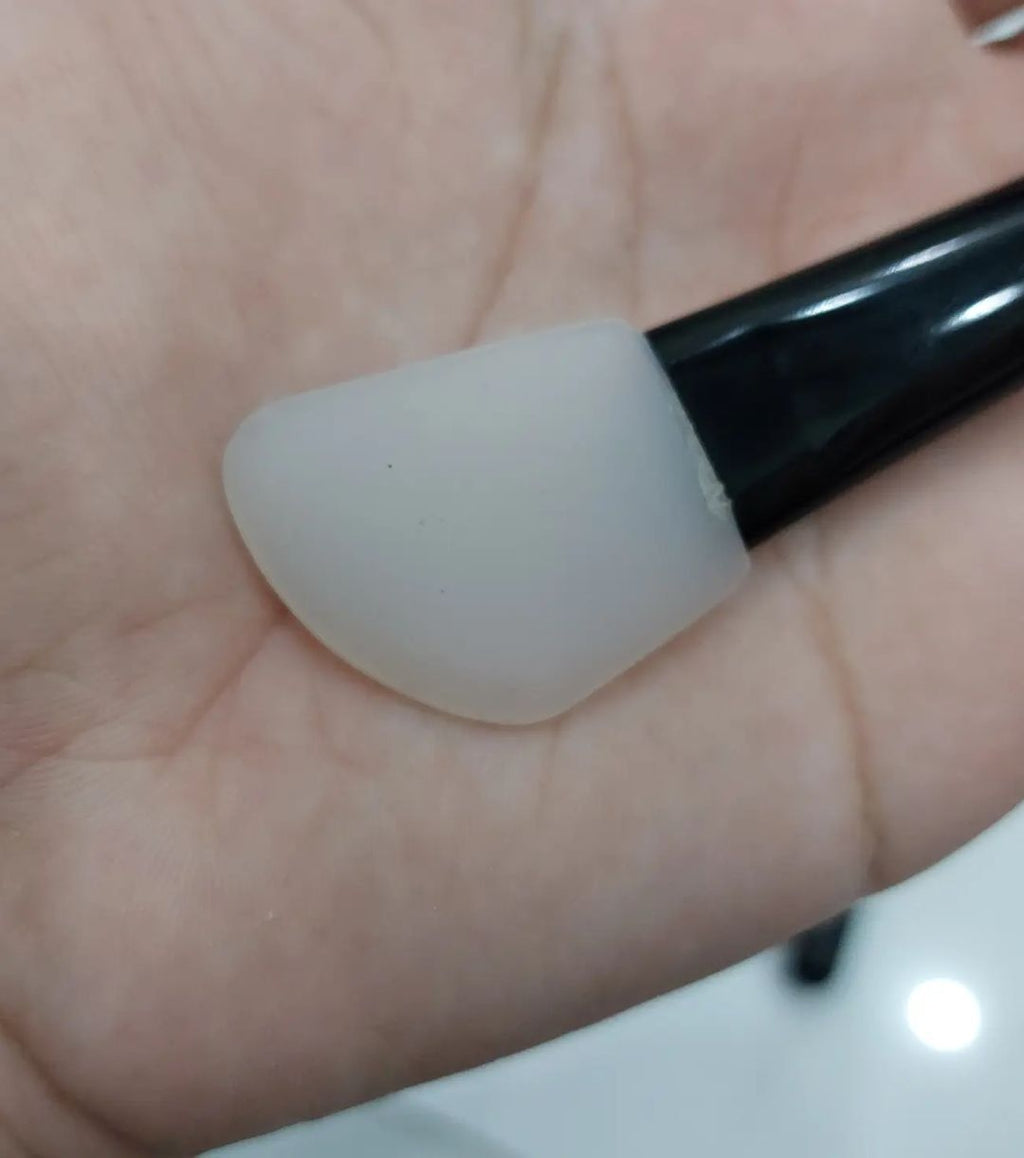 freeman silicone mask brush