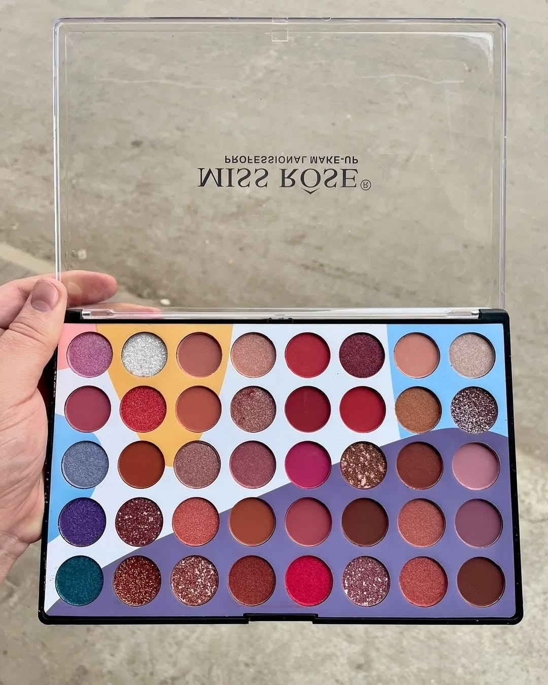 Missrose 40 colors eyeshadow pallete