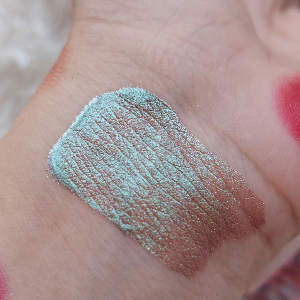 diamond glint eyeshadow
