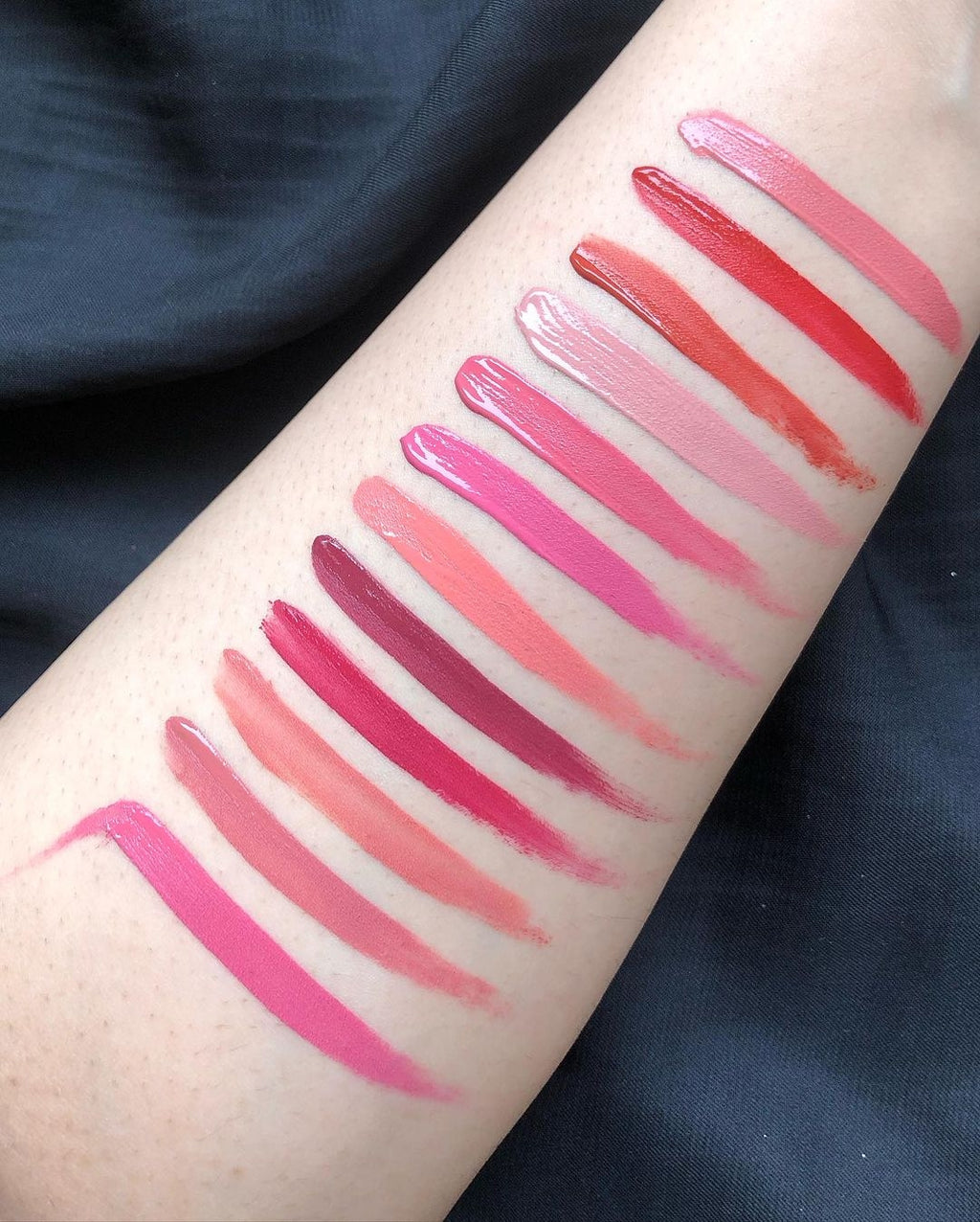 huda moji matte lip tray