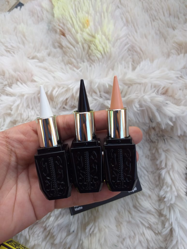 Emelie professional  kajal