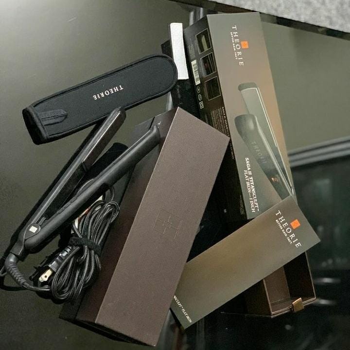 theorie  straightener  with box