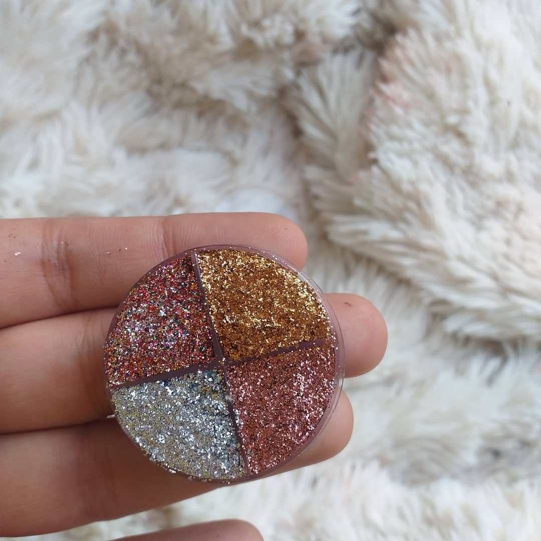 eye glitter