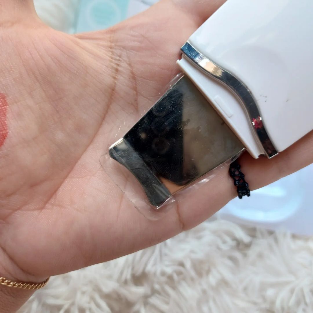 ultrasonic  skin scrubber