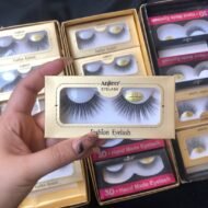 500 for 3 pair of lashes - Image 4